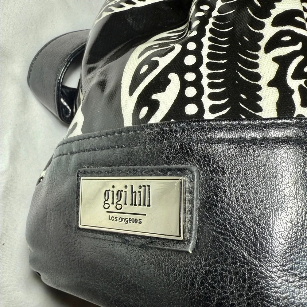 Gigi Hill black and white Paisley Back-Pack Tote - Picture 3 of 11